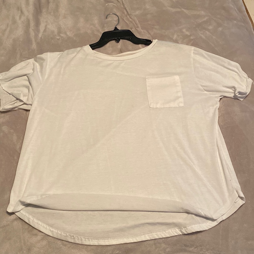 plain white shirt